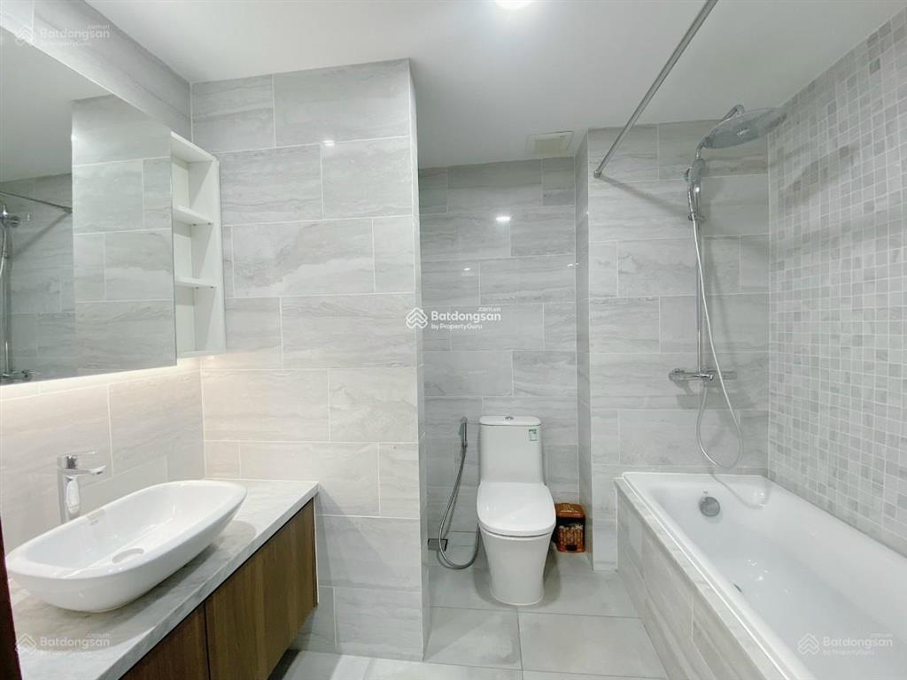 Bán căn hộ cc âu cơ tower tân phú, dt 75m2= 2pn=2wc=3tỷ7 sổ hồng, 0934 144 *** hương