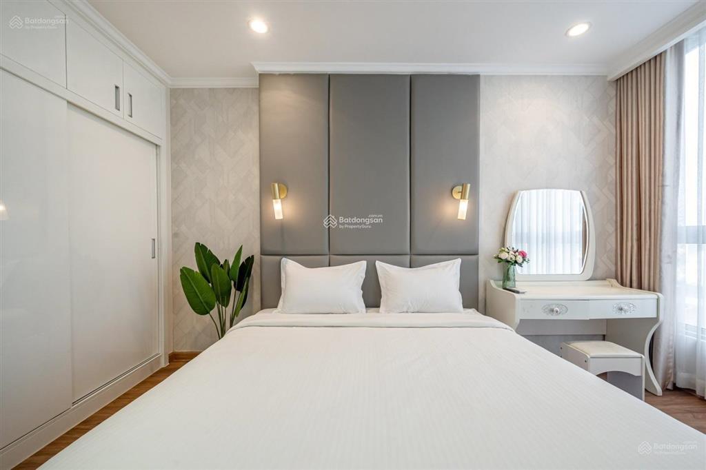 Chủ bán chcc galaxy 9, q4, dt 70m2, 2pn 2wc, nhà đẹp, giá 5 tỷ 7 sổ hồng  0934 144 *** hương