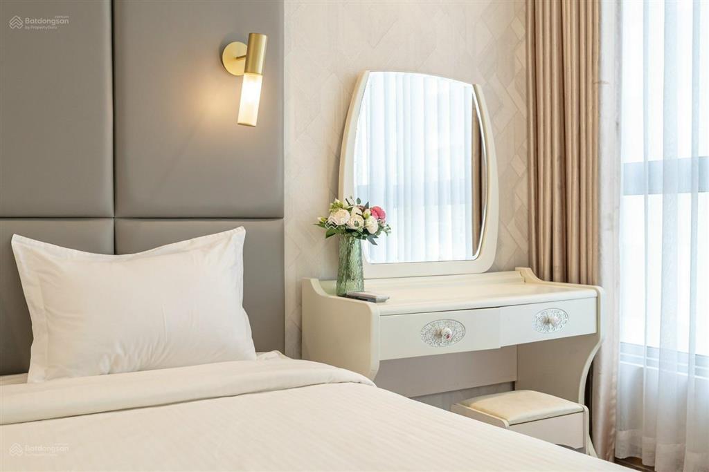 Chủ bán chcc galaxy 9, q4, dt 70m2, 2pn 2wc, nhà đẹp, giá 5 tỷ 7 sổ hồng  0934 144 *** hương