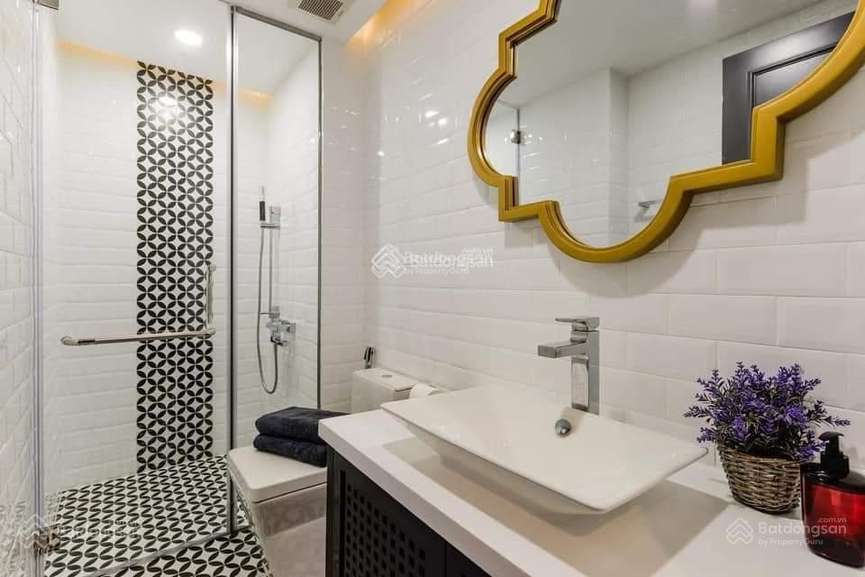 Cho chcc dhomme hồng bàng q6, nhà mới bàn giao, dt 70m2 = 2pn=2wc= 13tr  0934 144 *** hương