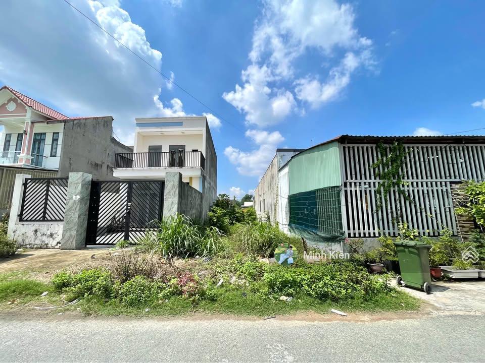 Lô đất cực đẹp ngay kcn tây bắc, giá 1 tỷ 160tr, dt 135m2, shr, đ.nguyễn thị rànhnhuận đức.