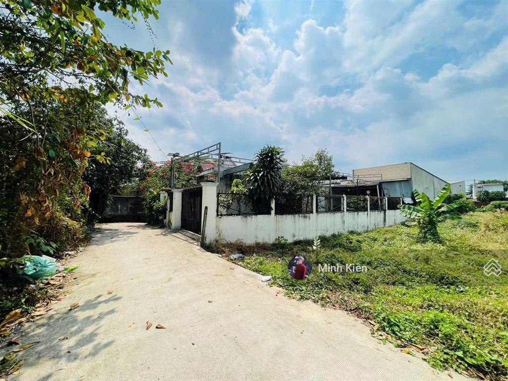Chủ cần bán gấp 274m² ở đường đặng văn trước xã an tịnh gần kcn trảng bàng, giá 890tr, sổ riêng.