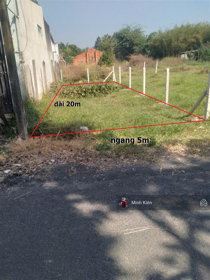 Chủ cần bán gấp 1 lô 100m2 ngay đường nguyễn thị lắng, xã tân phú trung, giá 1 tỷ còn thương lượng.