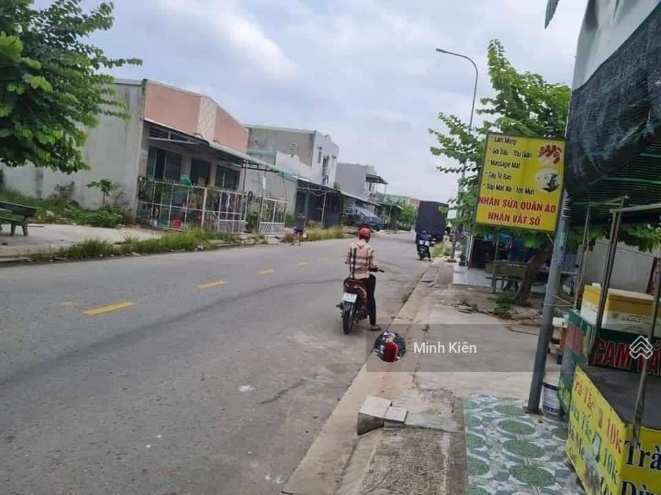 Bán dãy trọ 10 phòng thu nhập cao đối diện kcn trảng bàng, cách an sương 28km, sổ hồng riêng