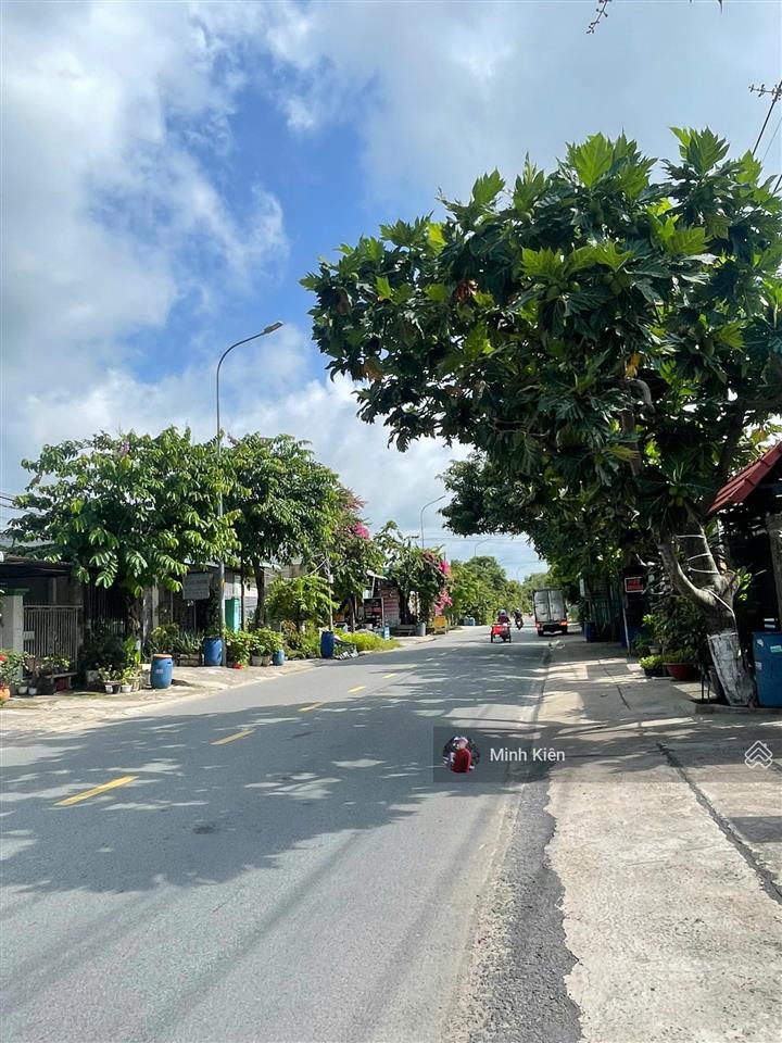 Chủ để lại giá sốc sang tên nhanh chóng lô đất 180m2, đ nguyễn thị lắng, sổ riêng