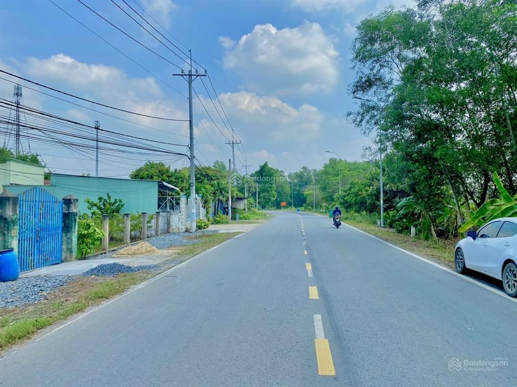 Mặt tiền nguyễn văn khạ, 10x43=436m2 có 200m2 thổ cư, sổ riêng, giá 3.4 tỷ