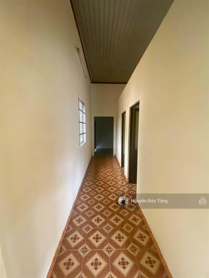 Nhà cũ, tân phú trung, 8x18=142m2 sổ riêng, đường 12m, thông thoáng, giá 850 triệu