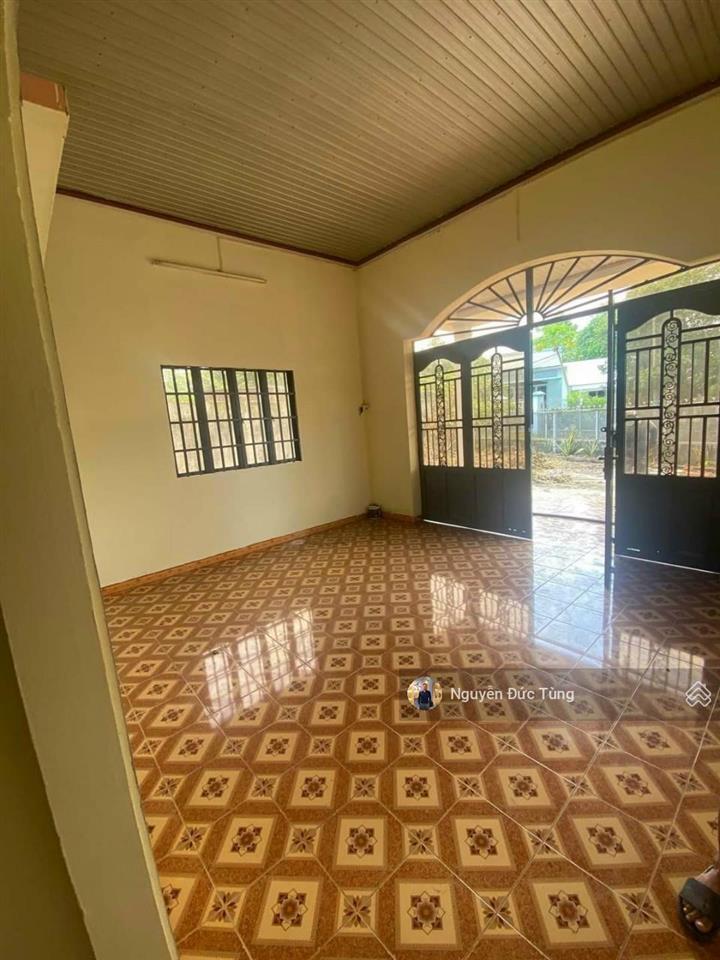 Nhà cũ, tân phú trung, 8x18=142m2 sổ riêng, đường 12m, thông thoáng, giá 850 triệu