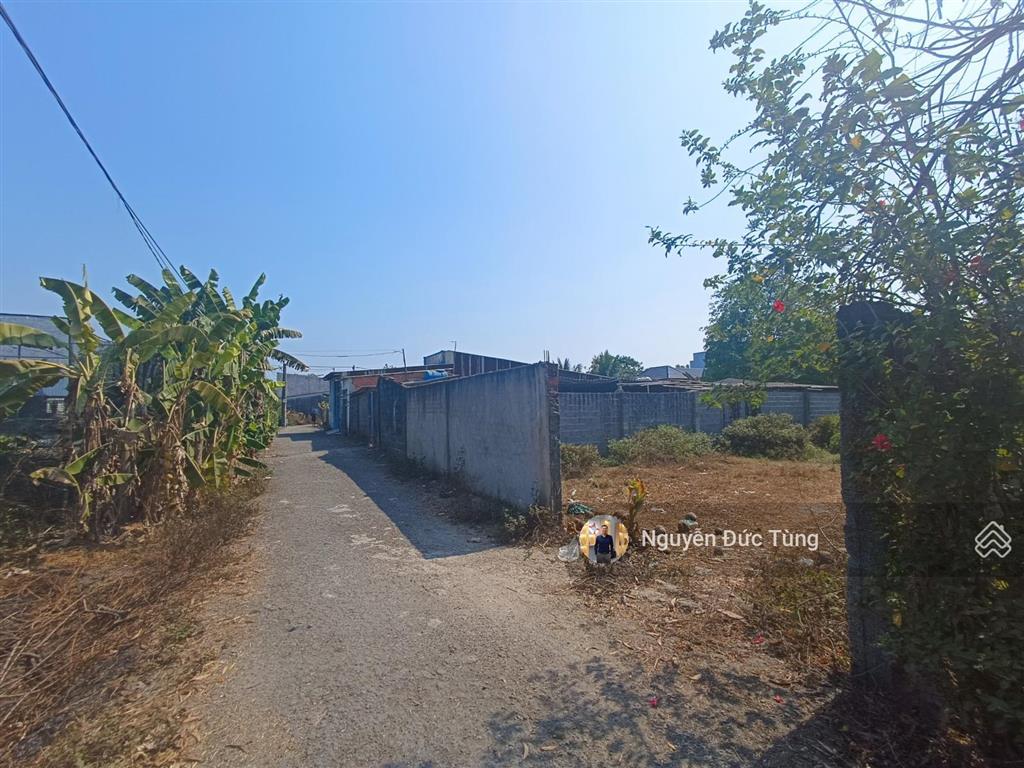 Tôi bán gấp lô đất 12x35=403,3m2 vị trí ub thái mỹ, sổ riêng, không quy hoạch, 920 triệu