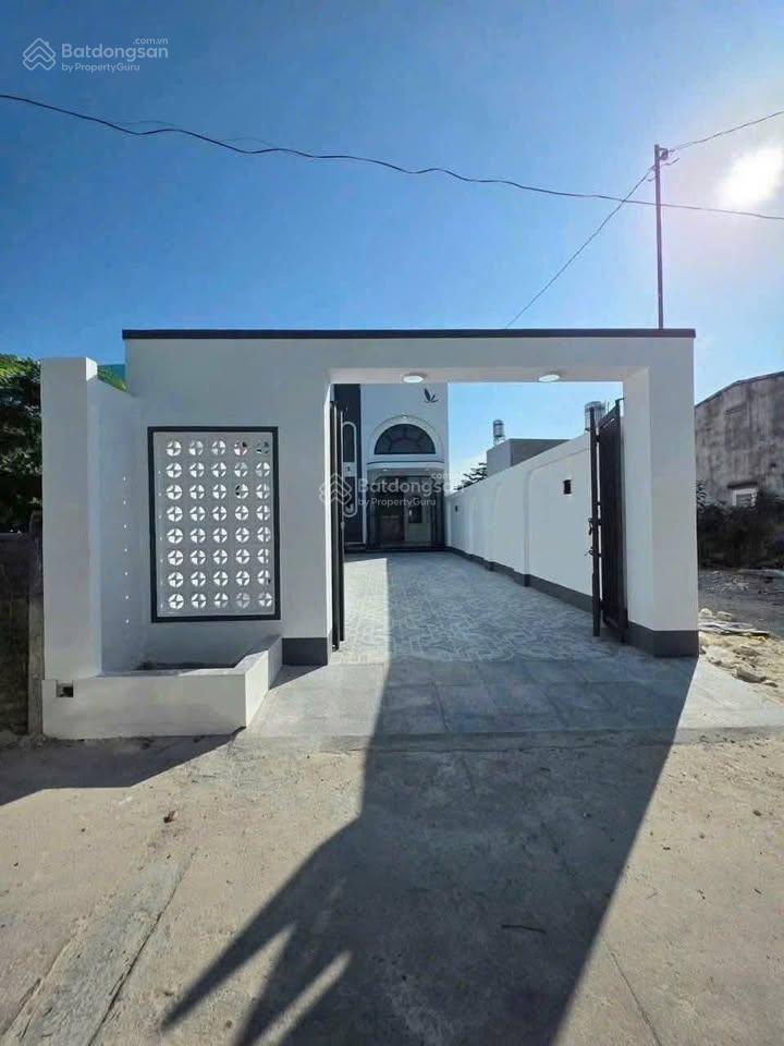 Bán nhà riêng tại võ thị dòn, 1,79 tỷ, 100m2, 3pn, 3wc, view đẹp