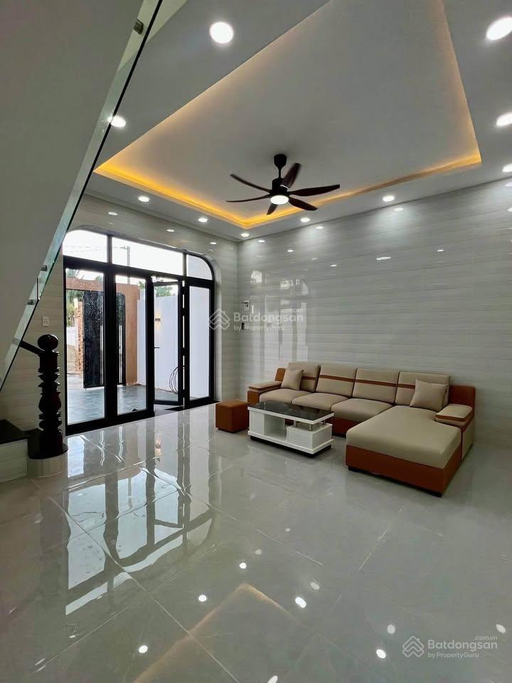 Bán nhà tại hoàng bá huân, 1,96 tỷ, 100m2, view đẹp, pháp lý đầy đủ