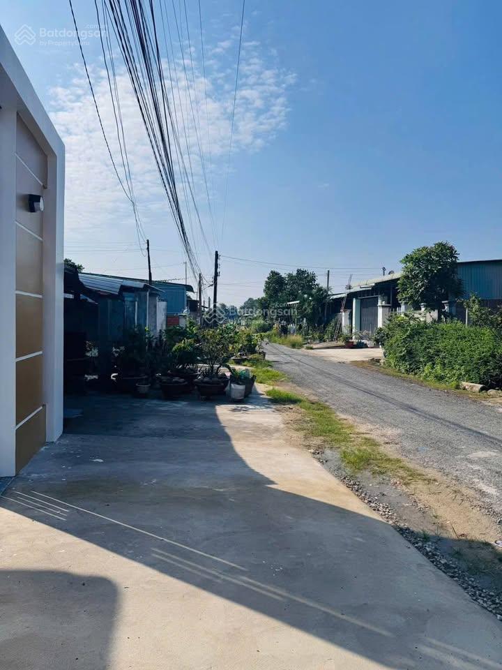 Bán nhà riêng tại nguyễn văn khạ, thị trấn củ chi, 1,78 tỷ, 120m2, giá ưu đãi! hot!