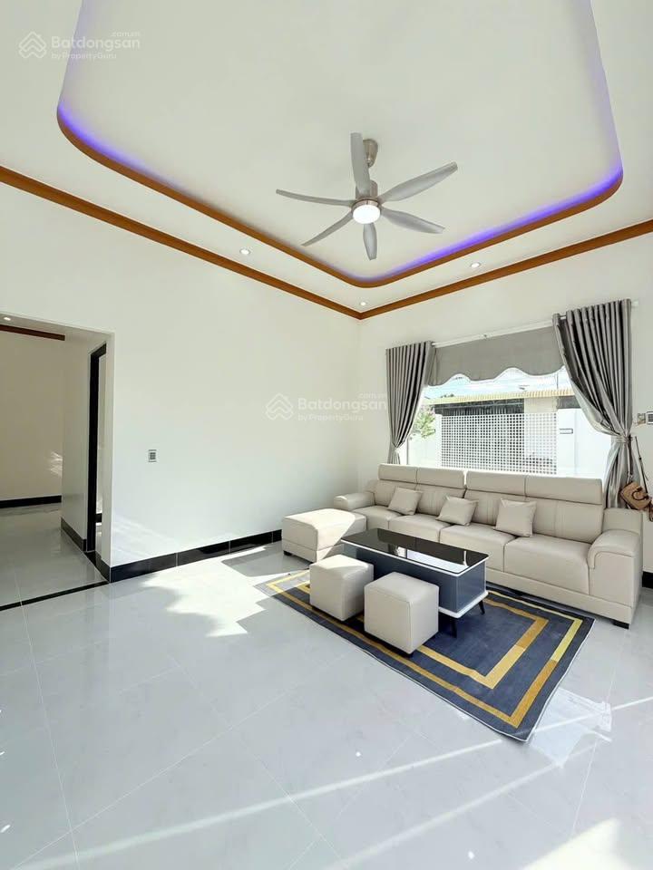 Cần tiền cho con đi du học bán nhà 8mx20m trân thị cẩm 1tỷ790