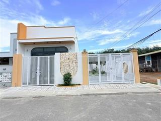 Cần tiền cho con đi du học bán nhà 8mx20m trân thị cẩm 1tỷ790