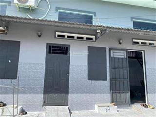 Dãy trọ 1 kiot + 4 phòng 180m2 tt củ chi giá 1 tỷ 350 sổ hồng riêng