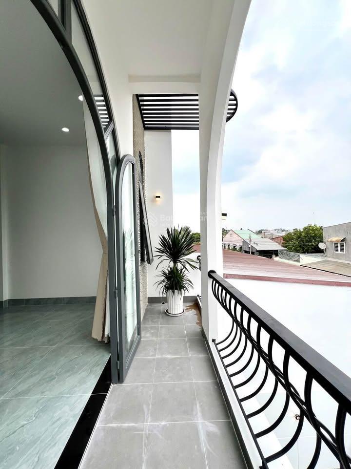 Bán nhà riêng tại đường tỉnh lộ 2, 1,82 tỷ, 150 m2, 3pn, 3wc, 2 tầng