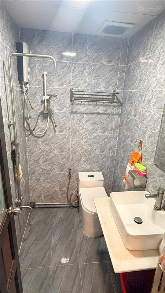 Căn góc  81m2  sổ hồng riêng  cao ốc an lạc  2,95 tỷ