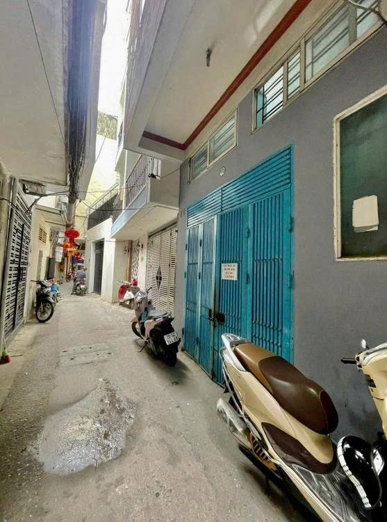 CC CẦN CHO THUÊ PHÒNG TẦNG 4 TẠI PHỐ CHỢ KHÂM THIÊN - ĐỐNG ĐA - HÀ NỘI.