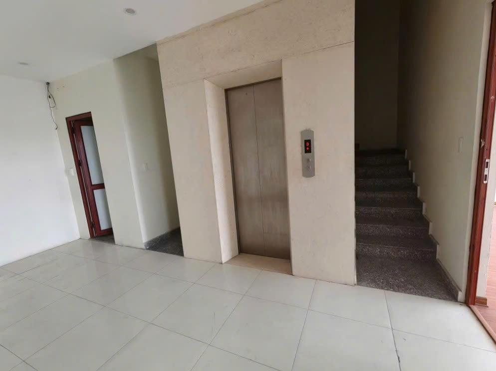 Cần cho thuê mặt bằng tầng 2 và tầng 3 tại Thanh Hà, Hà nội