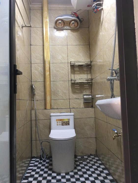 Chính chủ cho thuê nhà nguyên căn tại cuối phố Đoàn Thị Điểm, Văn Miếu Quốc Tử Giám, Đống