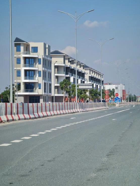 Chính chủ Cho thuê nhà nguyên căn CỔNG KHU CÔNG NGHIỆP ĐỒNG VĂN 4.