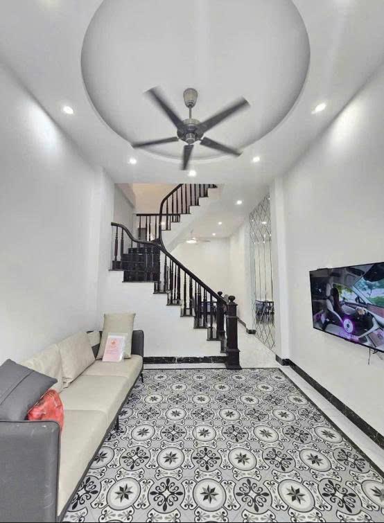 Chính chủ cần bán gấp nhà 4 tầng mới đẹp - ô tô tránh - Phụng Châu, Chương Mỹ