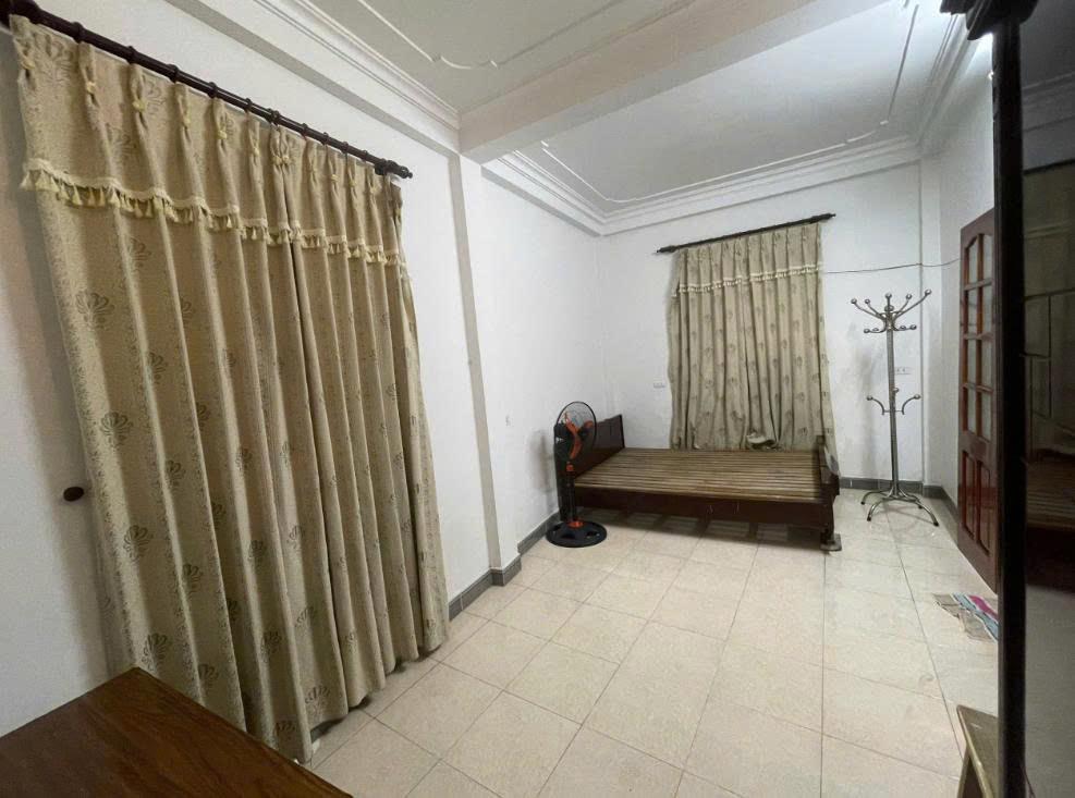 cho thuê nhà hộ gia đình riêng biệt tại địa chỉ nhà Tổ 2, số nhà 56, ngõ 219 phố Định