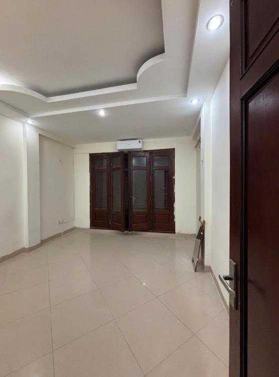 CHO THUÊ VĂN PHÒNG TẠI MẶT ĐƯỜNG CHIẾN THẮNG - HÀ ĐÔNG