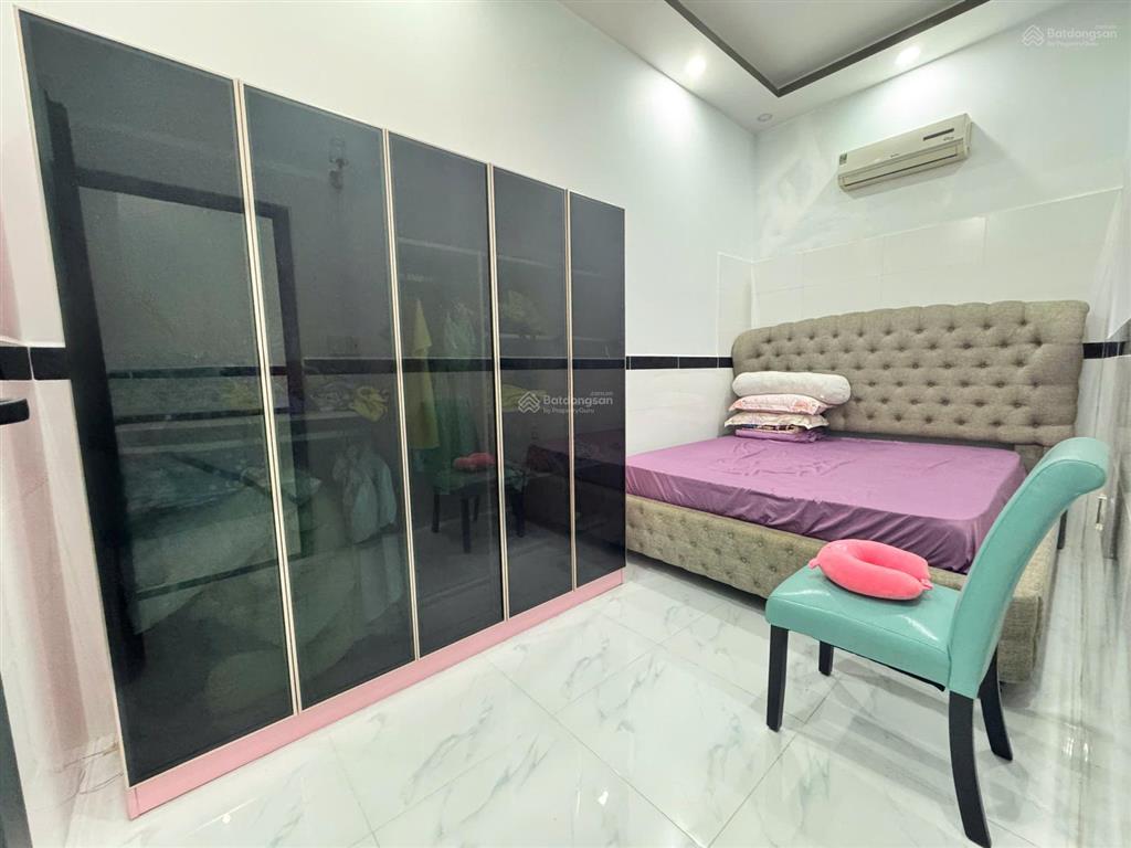 Nhà hẻm xe hơi 3 tỷ 8  sổ riêng đã hoàn công  long hậu  đt 826c nối dài đường lê văn lương