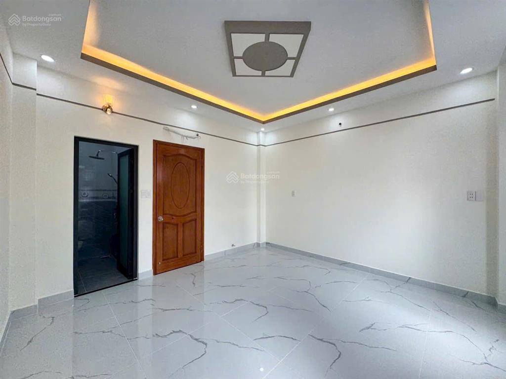 Nhà hoàn hoa mới xây  giá 4 tỷ 150  hỗ trợ bank  hoàn công  trệt 2 lầu st