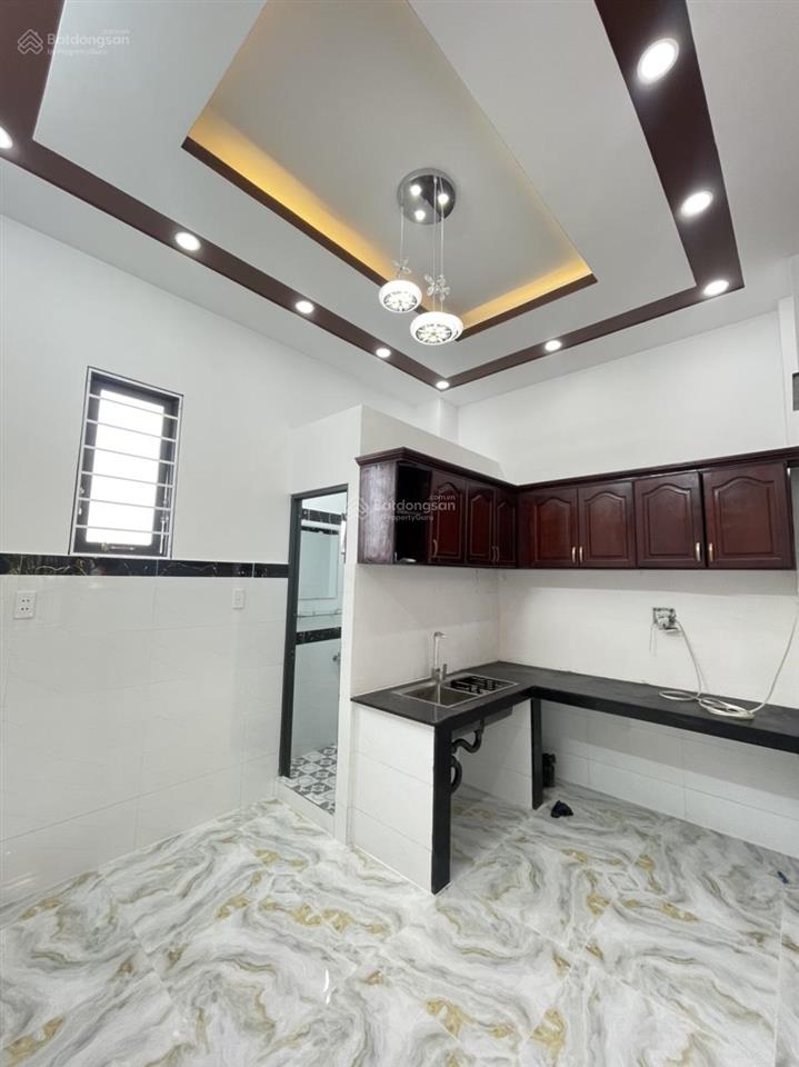 Nhà xây mới  trệt 2 lầu  hẻm ô tô  hỗ trợ bank mua nhà  giá 2 tỷ 8