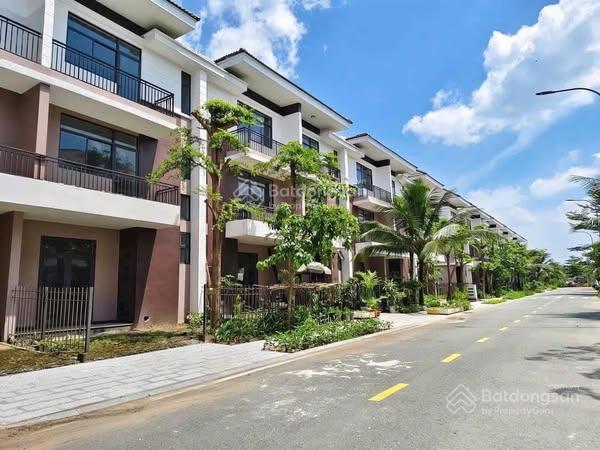 Cần cho thuê căn biệt thự, full nội thất, tại phúc an city, ngay khu xuyên á, 0903 368 ***