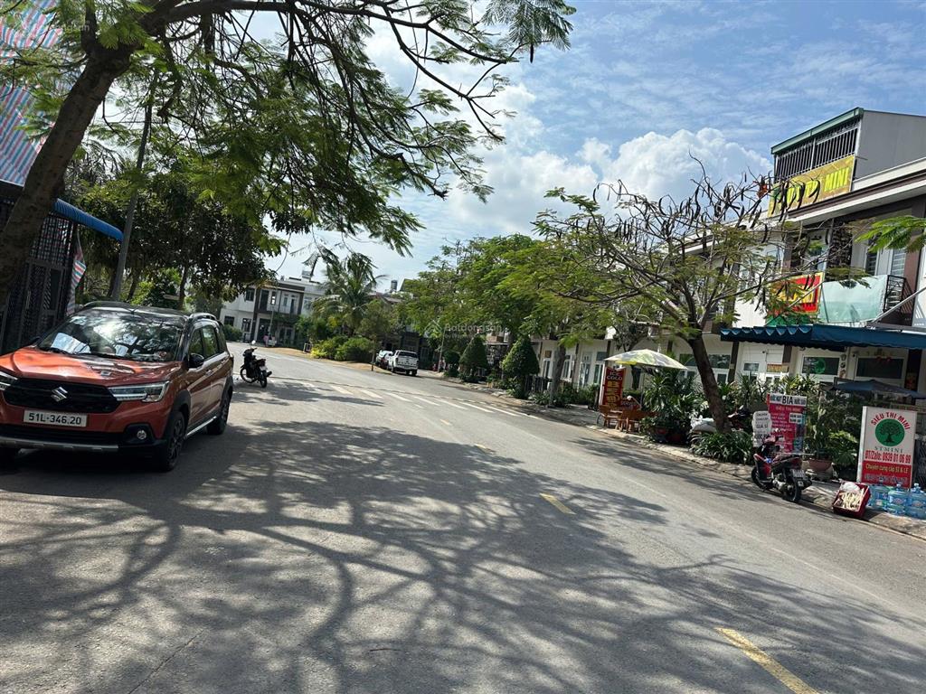 Cho thuê nhà phố trục chính, trần anh 1, nhà full nt, 2 pn 0903 368 ***