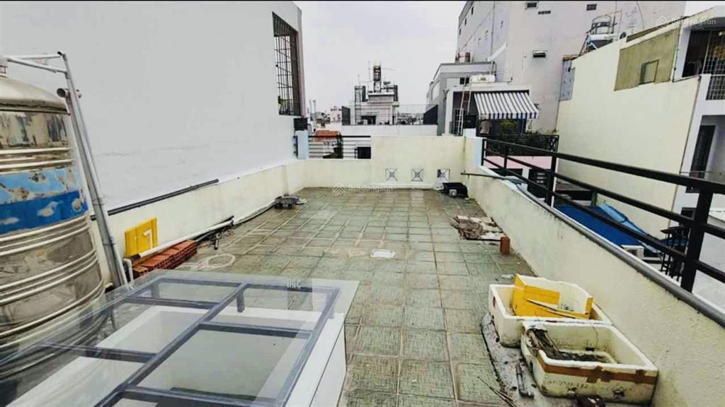 Hẻm xe hơi  gần bà chiểu  4 tầng btct  52m²  4pn  sổ vuông  chỉ 7,99 tỷ bớt lộc