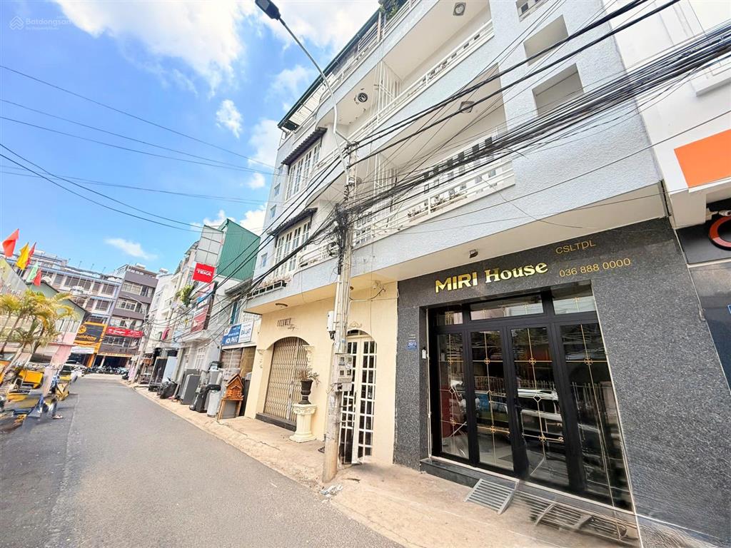 Cho thuê nr tại 202/15 phan đình phùng, 20 triệu, 280m2, 5pn, 6wc, đẹp, nhiều tiện ích