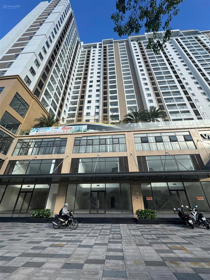 Cho thuê shophouse chân đế vũng tàu centre point mặt tiền ngã tư nguyễn hữu cảnh
