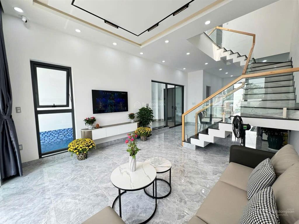 Cho thuê villa mới, hiện đại có hồ bơi riêng view biển đường trần phú, tp. vũng tàu  giá 35 triệu