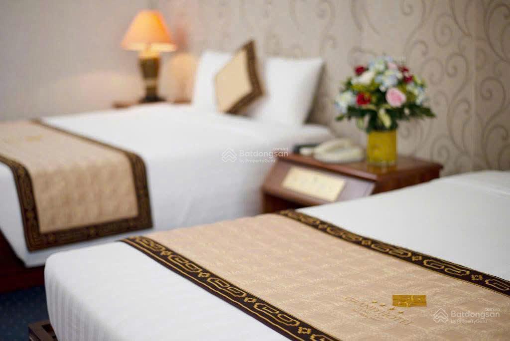Mời thuê khách sạn mặt tiền biển bãi trước, vũng tàu 60 phòng 550 triệu/tháng