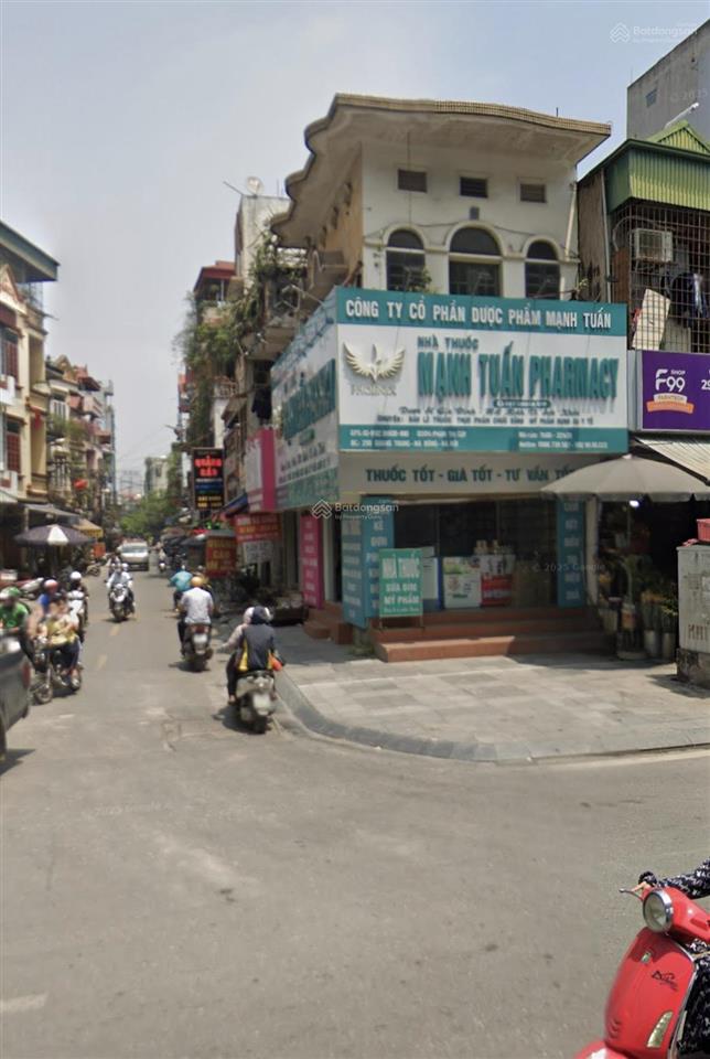 Nhà hai mặt tiền lô góc đẹp hai sổ đỏ chính chủ 298 quang trung
