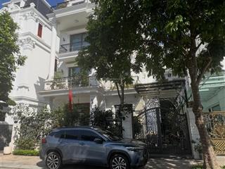 Hàng hiếm biệt thự vinhomes green bay mễ trì view hồ 8ha  148m²  6 tầng  khu sống đẳng cấp
