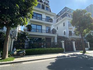 Hàng hiếm. biệt thự vinhomes green bay mễ trì view hồ 8ha  148m  6 tầng  khu sống đẳng cấp