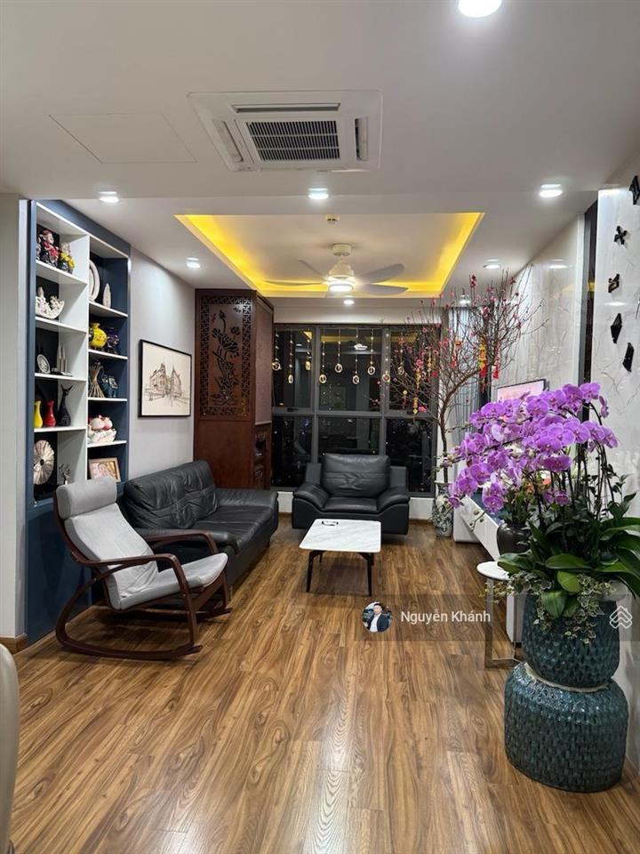 Bán nhanh căn hộ the golden palm 21 lê văn lương  91m  2pn  2wc  full nội thất  ban công đn