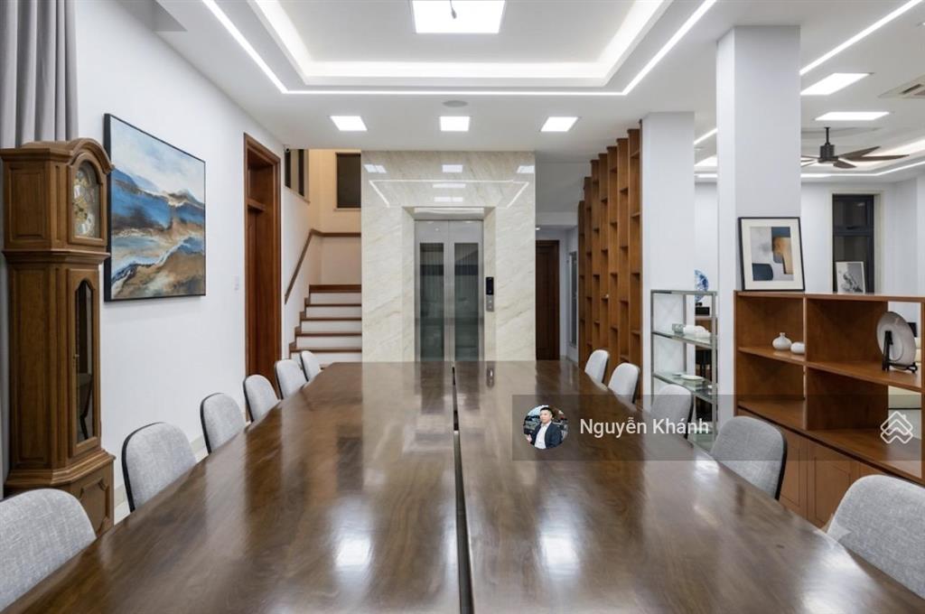 Biệt thự lô góc bắc linh đàm  240m  mt 28m  5 tầng  thang máy  đối diện trường quốc tế