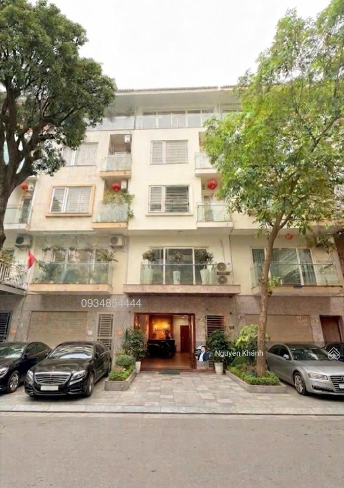 Bán liền kề kđt mỗ lao hà đông 66m2, 5 tầng thang máy, view hồ, full nội thất, giá nhỉnh 30 tỷ