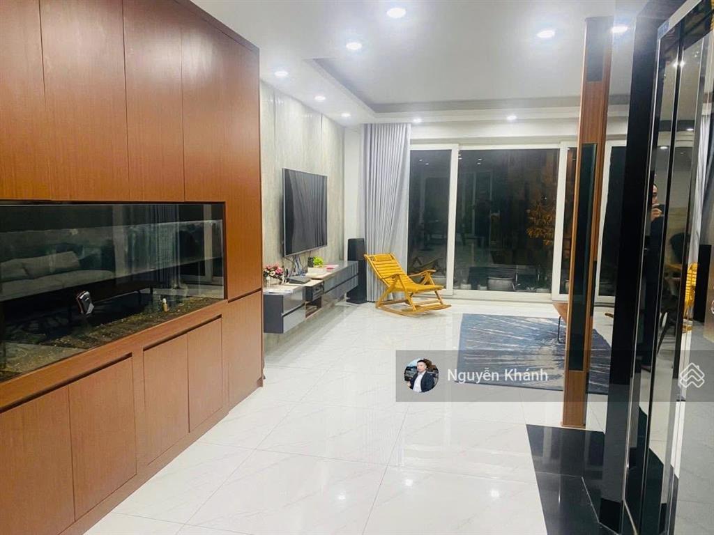 Bán liền kề kđt mỗ lao hà đông 66m2, 5 tầng thang máy, view hồ, full nội thất, giá nhỉnh 30 tỷ