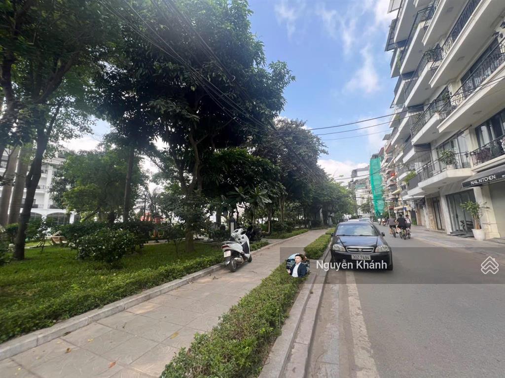 Bán tòa apartment từ hoa  quảng an  69m2  9 tầng thang máy  gần intercontinental hanoi west