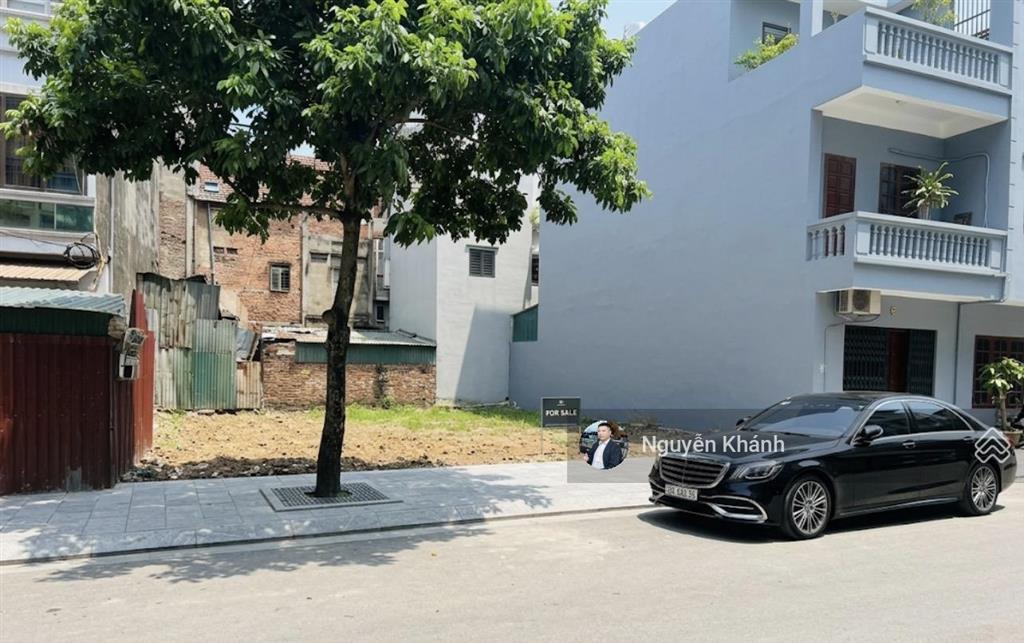 Mặt phố thụy khuê  đồng cổ  đất 200m  mặt tiền 13m  xây tòa nhà 10 tầng 1 hầm hết ý