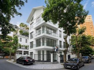 Nhỉnh 50 tỷ  biệt thự lô góc hoàng quốc việt  125m  2 mặt tiền  khu biệt thự vip cầu giấy