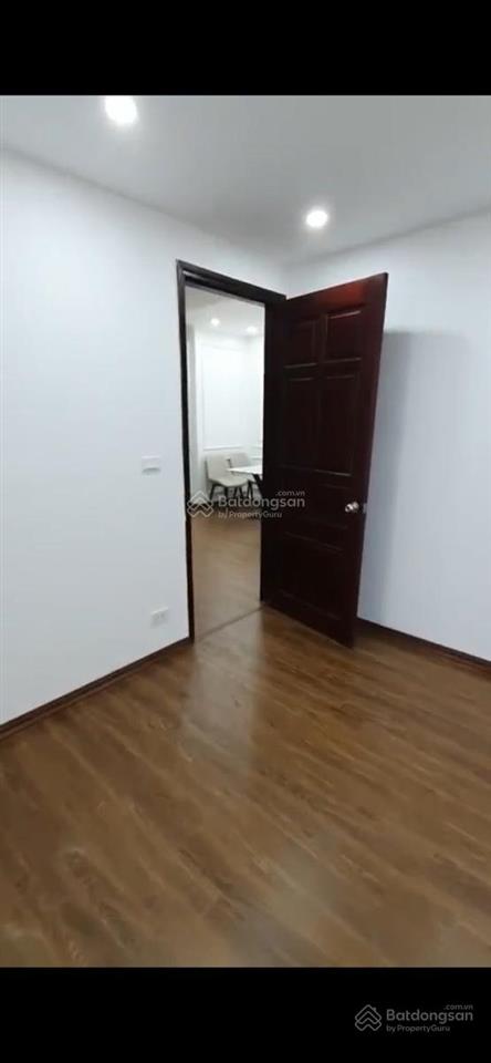 Chính chủ cho thuê căn hộ hei tower 82m2  2pn 2wc  có chỗ đỗ ô tô