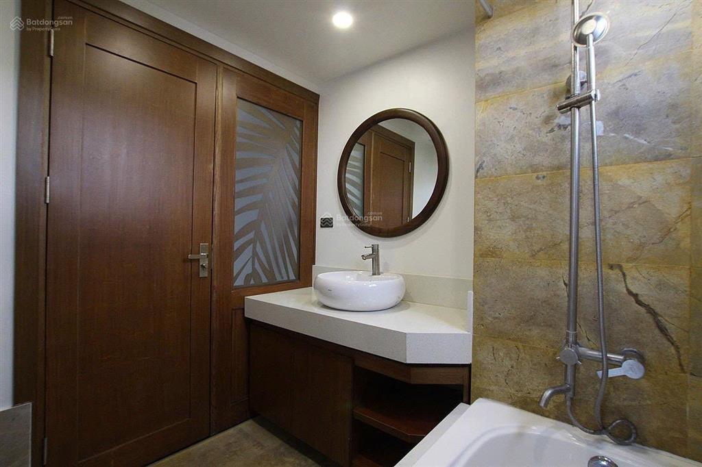 Bán tòa apartment từ hoa  quảng an  69m2  9 tầng thang máy  gần intercontinental hanoi west